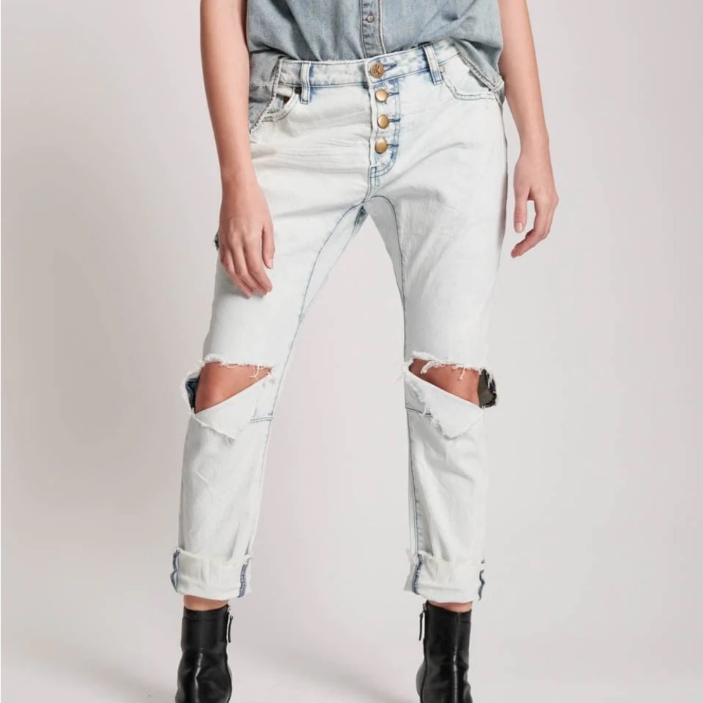 One teaspoon Florence saints jeans size 28 nwt